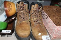 TIMBERLAND SIZE 9 1/2 LEATHER WORK BOOTS