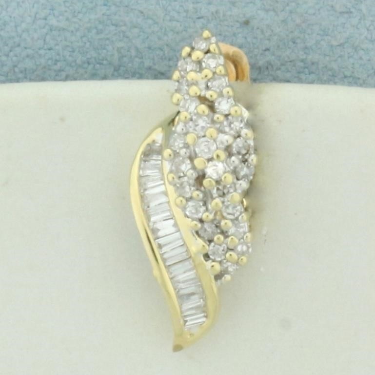 Baguette and Round Diamond Single Earring in 14k Y