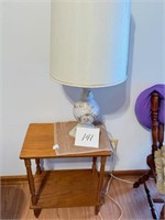 TABLE & LAMP