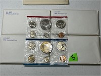 (5) 1976 Uncirculated Mint Sets