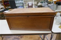 Solid Wood Storage Box 31"x16"x13"