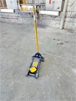 Hein-Werner 2 ton floor jack