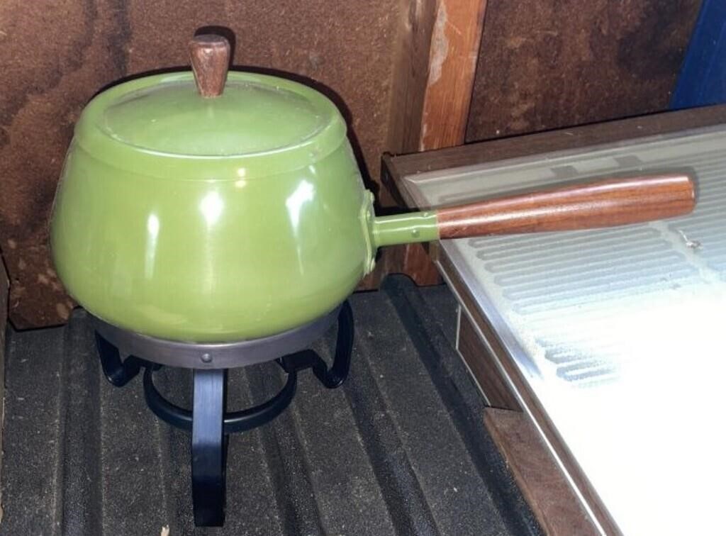 MCM Avocado Green Aluminum Fondue Pot & Skewers