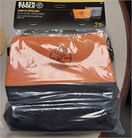 2pk Klein Tools Stand Up Zipper Bags