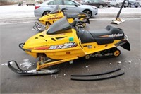 1998 Ski-Doo MXZ snowmobile