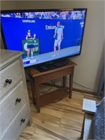 36 Inch television & wood stand/table