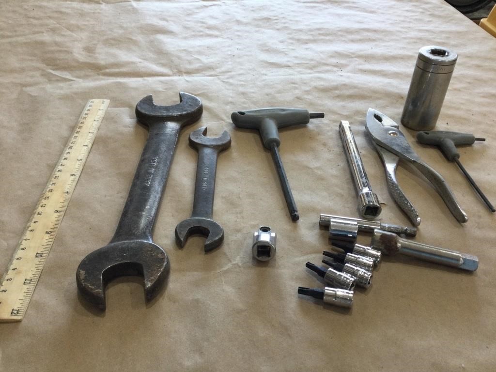 Misc. tool lot w/wrenches and pliers