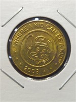 Chuck e. Cheese 2003 token