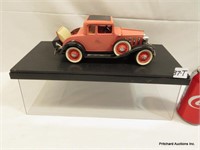 1930 Hubley Packard Ford Model A-1/18" Scale Model