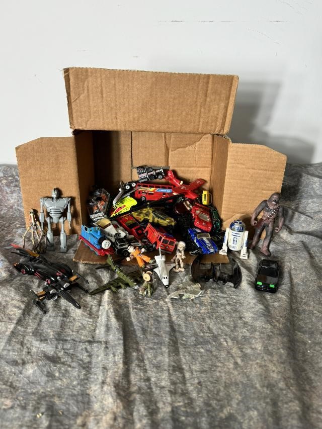 Small Box Lot of Star Wars Toys and Hot Wheels Car