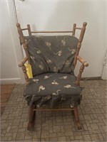 19x27x23 Vintage Child Rocker