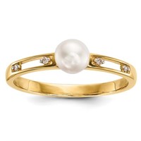 14k- Freshwater Cultured Pearl Diamond Ring