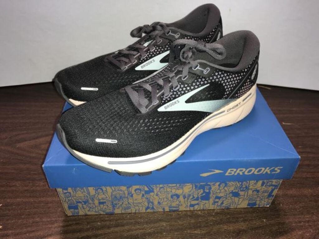 BROOKS MEN AND WOMEN RUNNING SHOES