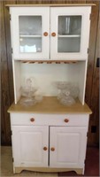 TWO TONE KITCHEN CABINET