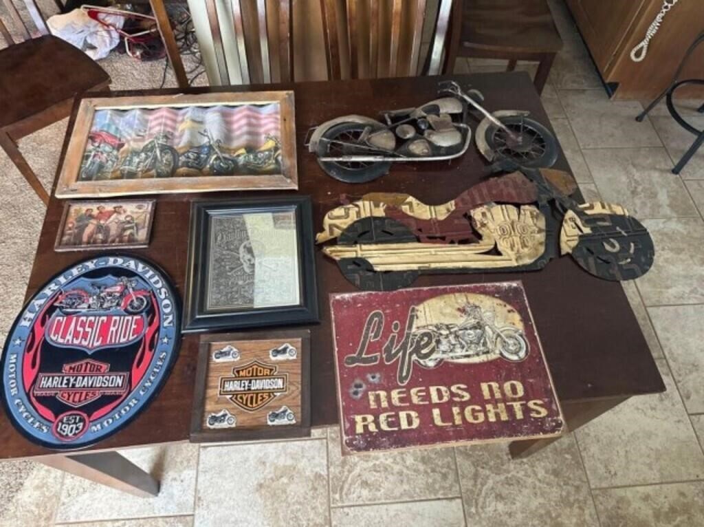 LOT OF MOTORCYCLE WALL DECOR