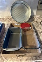 Anchor bowl and bread pan, cake pan