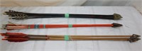 12 Wood Arrows w/2 & 4 Blade Broadheads