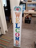 4 ft tall welcome sign