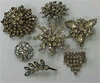 Brooches(7)