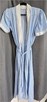 Vintage At Home Wear USA Womens robe