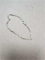 Bracelet marked 14k