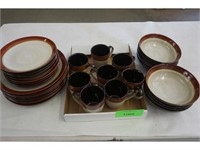 COLLECTION OF GIBSON ELITE DINNER WARE; PLATES, BO