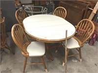 DINING  TABLE W/ 4 CHAIRS & LEAF