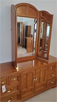 Thomasville dresser w/ mirror~
