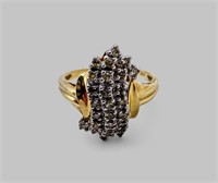 10kt YELLOW GOLD DIAMOND CLUSTER RING