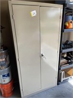 Metal cabinet