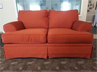 Broyhill- red love seat
