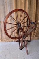 Double treadle spinning wheel