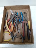 Group of miscellaneous wire cutters