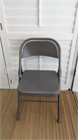 METAL FOLDING CHAIR