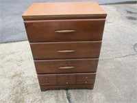 Chest of Drawers - 18x28x40"