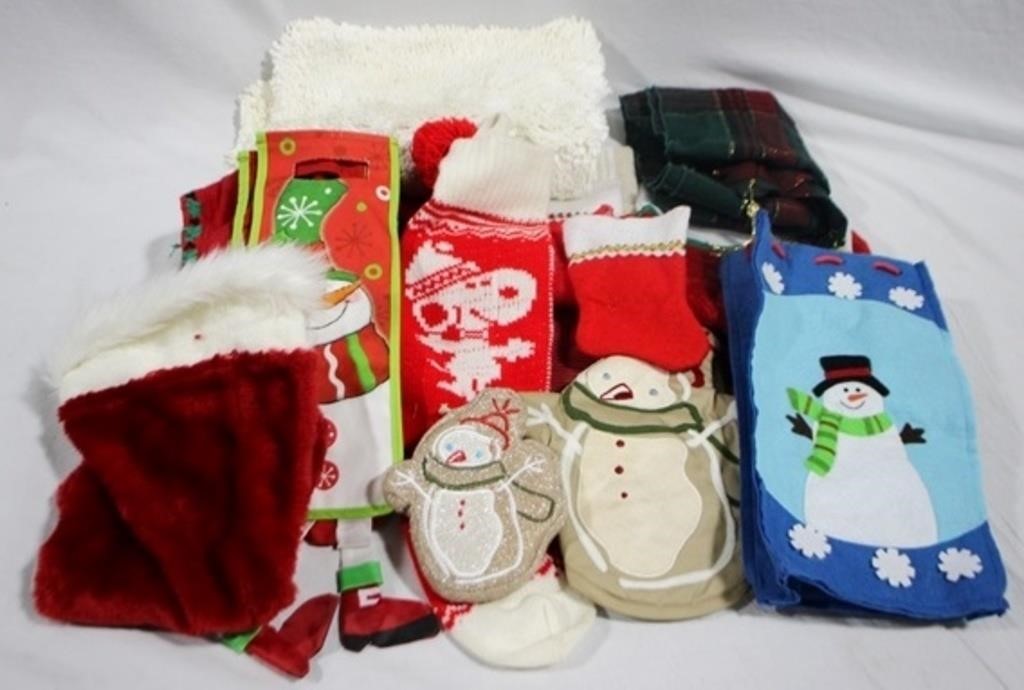 Assorted Christmas linens & more