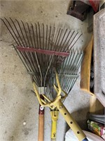 GARDEN TOOLS