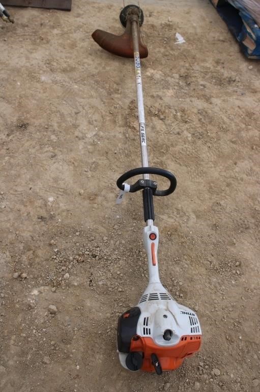 Stihl FS56 RC weedeater