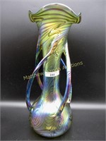 Contemporary Czech Republic 12" art glass vase