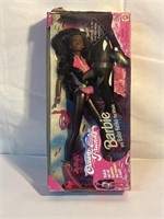 1996 OCEAN FRIENDS BARBIE NEW IN BOX