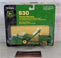 ERTL John Deere Tractor 1:64 Scale