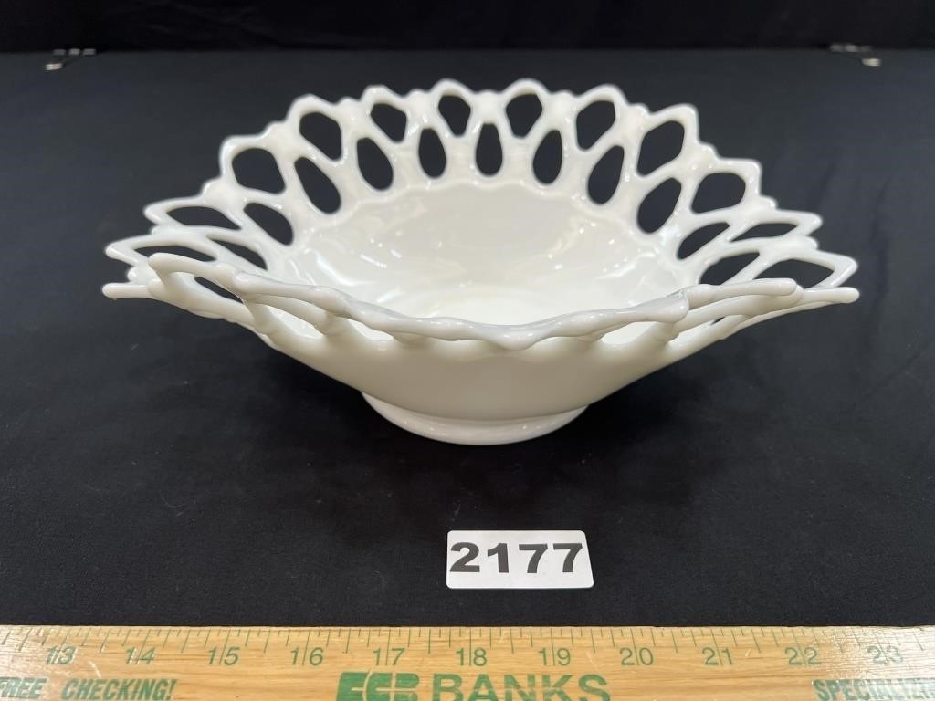 Westmorland Doric Milk Glass Lace Edge Fruit Bowl