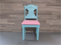 CHILDS WOOD CHAIR