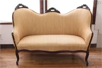 American Victorian Hand-Carved Rosewood Settee