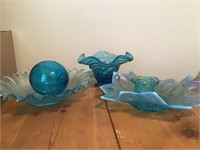 TWO BLUE SCALLOPED DISHES, TOOTHPICK HOLDER,