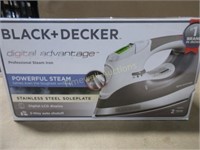 Black and Decker Powerful steam professional iron