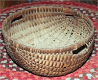 large split oak basket, 21" diameter