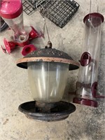 Birdfeeders & windchimes