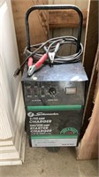 Schumacher 2/40 amp charger  100/200 amp starter