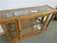 Curio cabinet w/ glass shelf